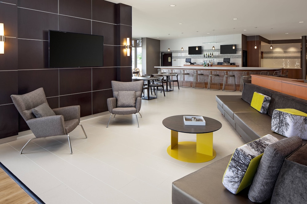 springhill suites green bay