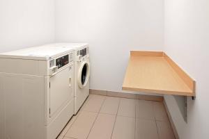 springhill suites green bay