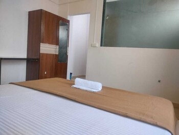 hotel golden heights gokarna