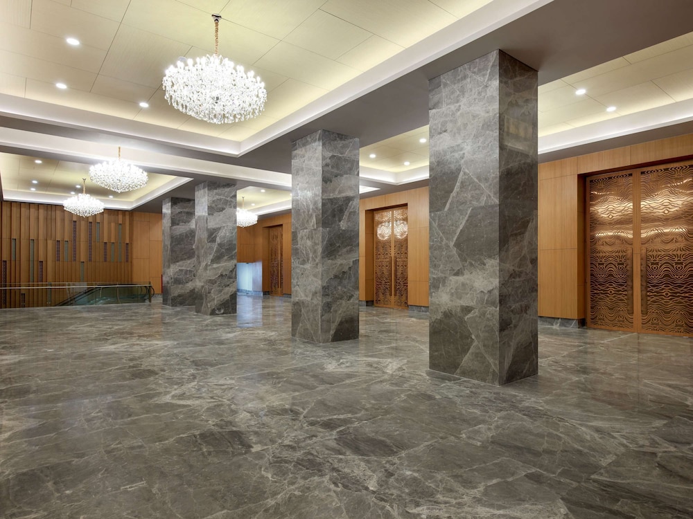 grand mercure lampung