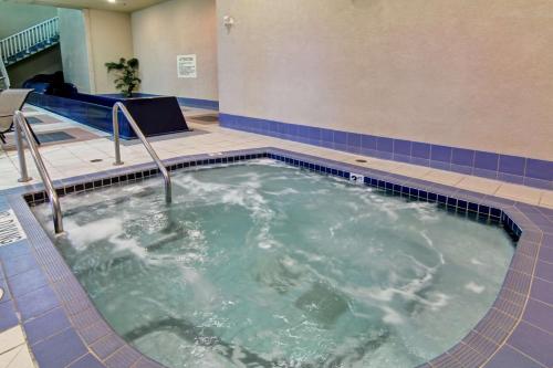 hampton inn by hilton kamloops