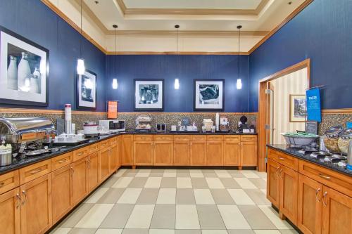 hampton inn by hilton kamloops