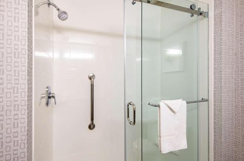 hampton inn by hilton kamloops