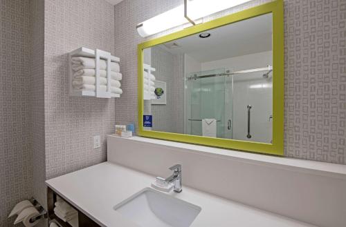 hampton inn by hilton kamloops