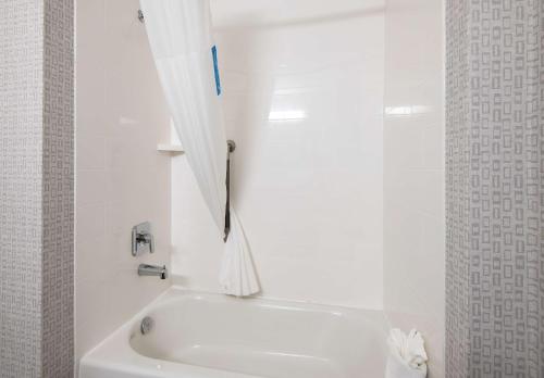hampton inn by hilton kamloops