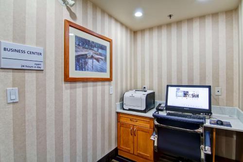 hampton inn by hilton kamloops