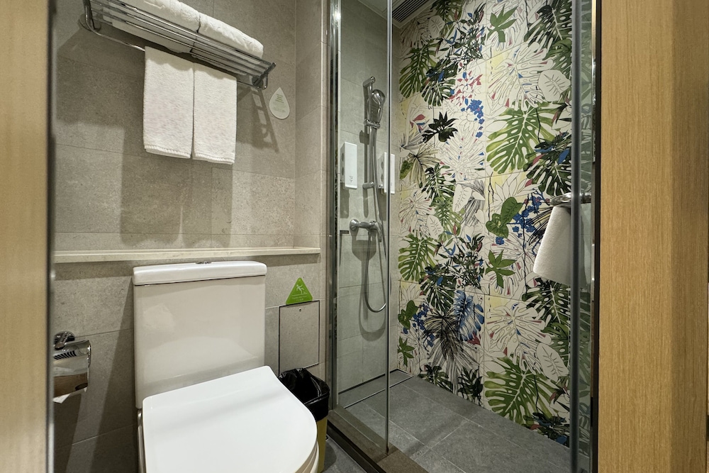 hotel ease access lai chi kok