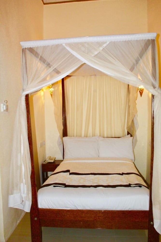 the island stone town hotel