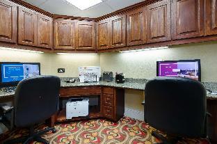 hampton inn and suites baton rouge i 10 east