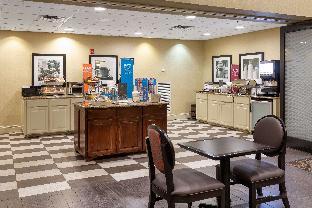 hampton inn and suites baton rouge i 10 east