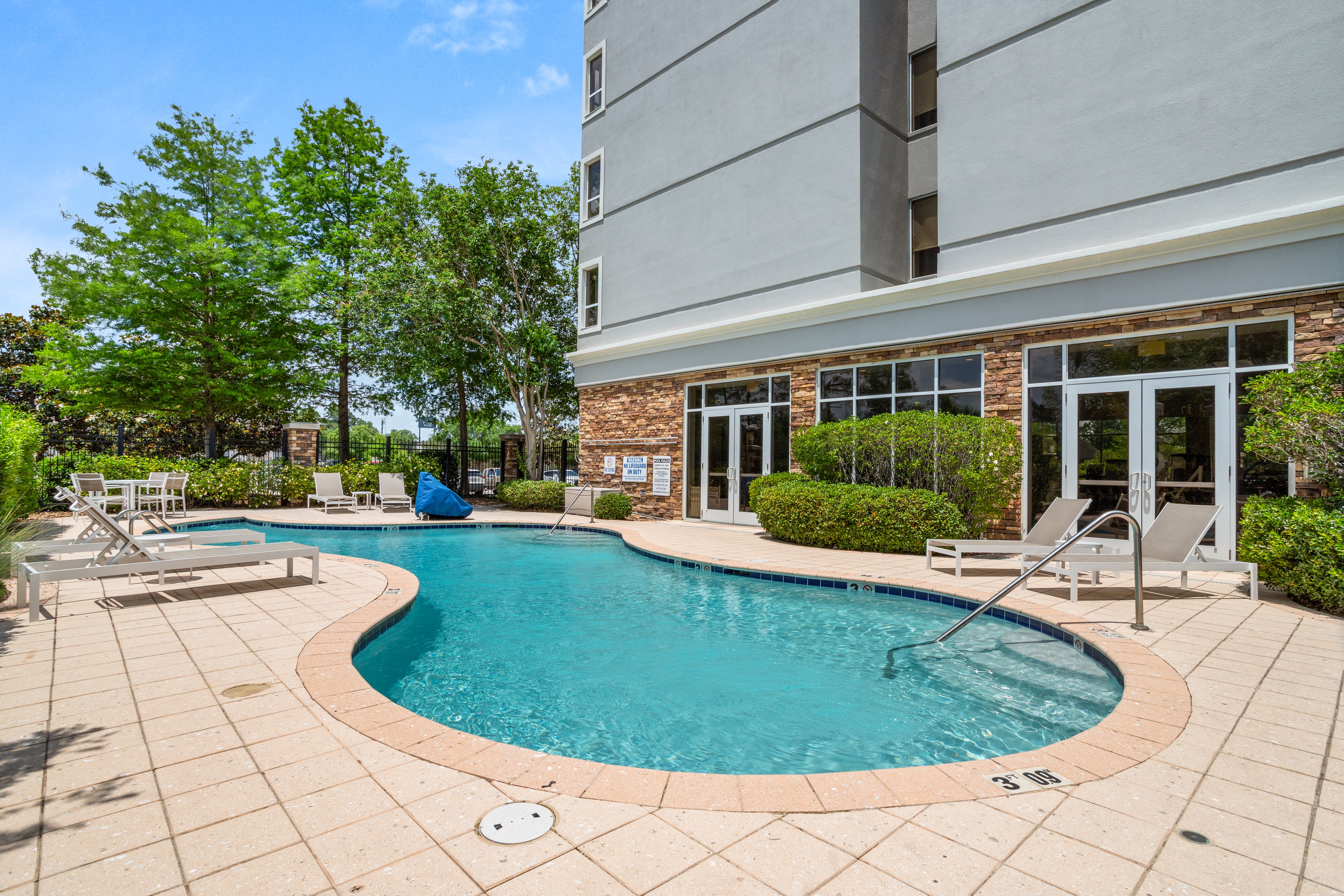 holiday inn baton rouge college drive i 10 by ihg