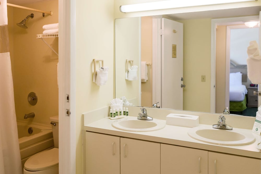 marina del mar resort and marina