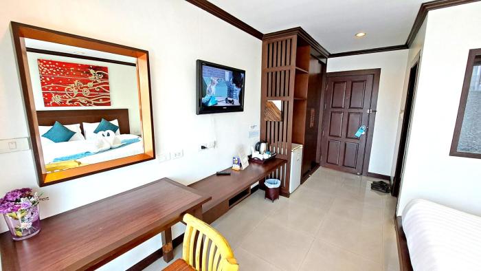 southern comfort patong