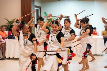 river bank jungle resort