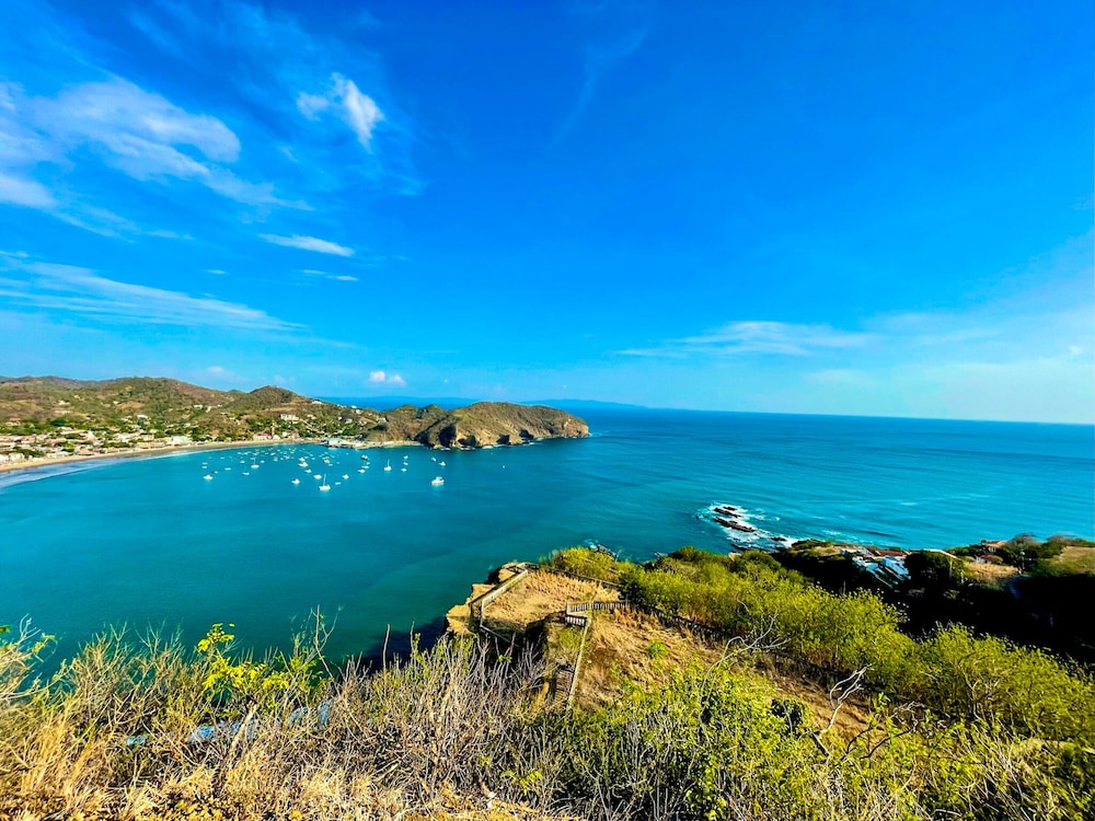 room to roam playa gigante