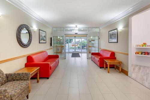 surestay plus hotel by best western kincardine