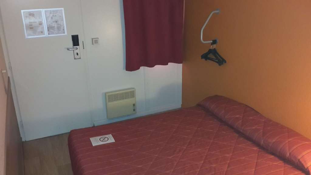 premiere classe bayonne