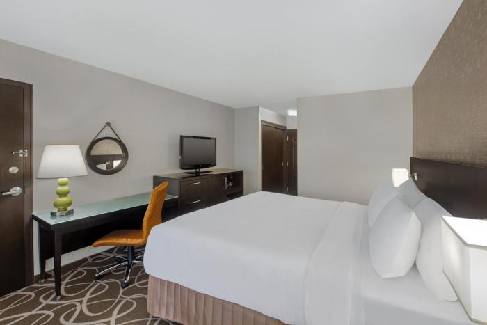 crowne plaza kitchener waterloo by ihg