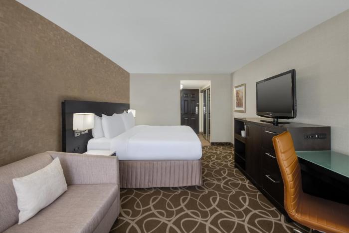 crowne plaza kitchener waterloo by ihg