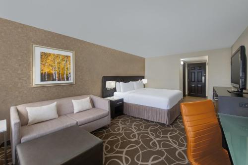 crowne plaza kitchener waterloo by ihg