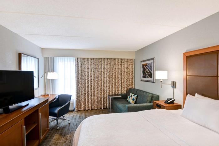 hampton inn albany wolf road airport