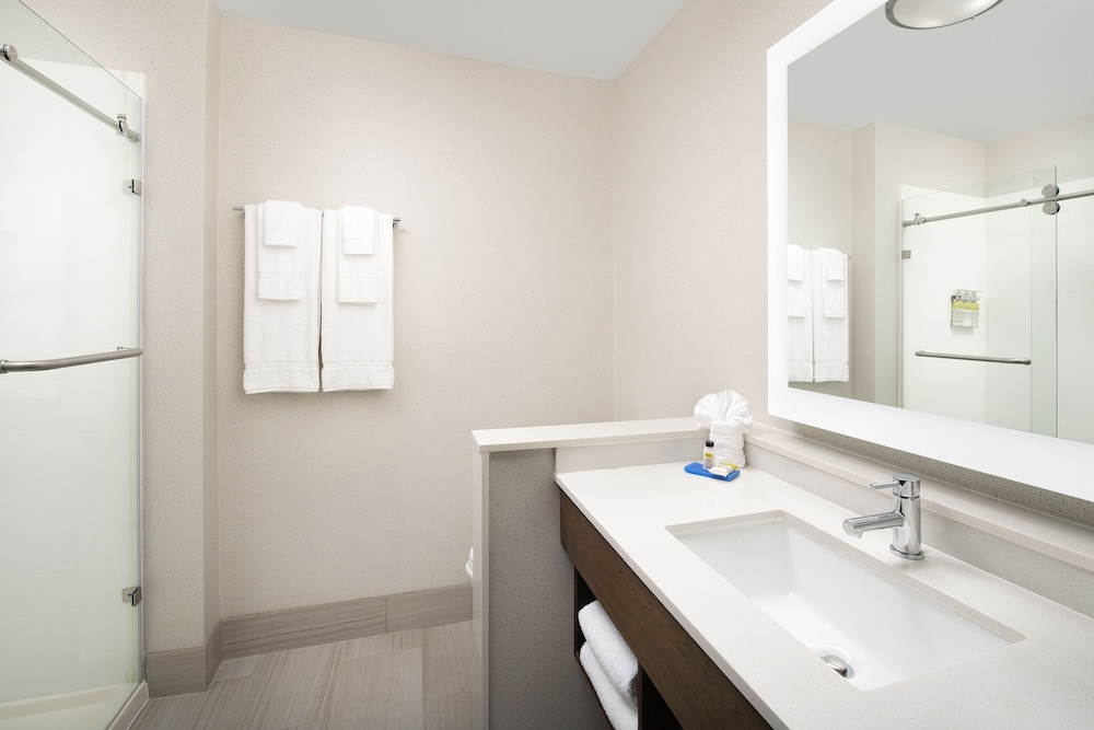 holiday inn express knoxville strawberry plains by ihg