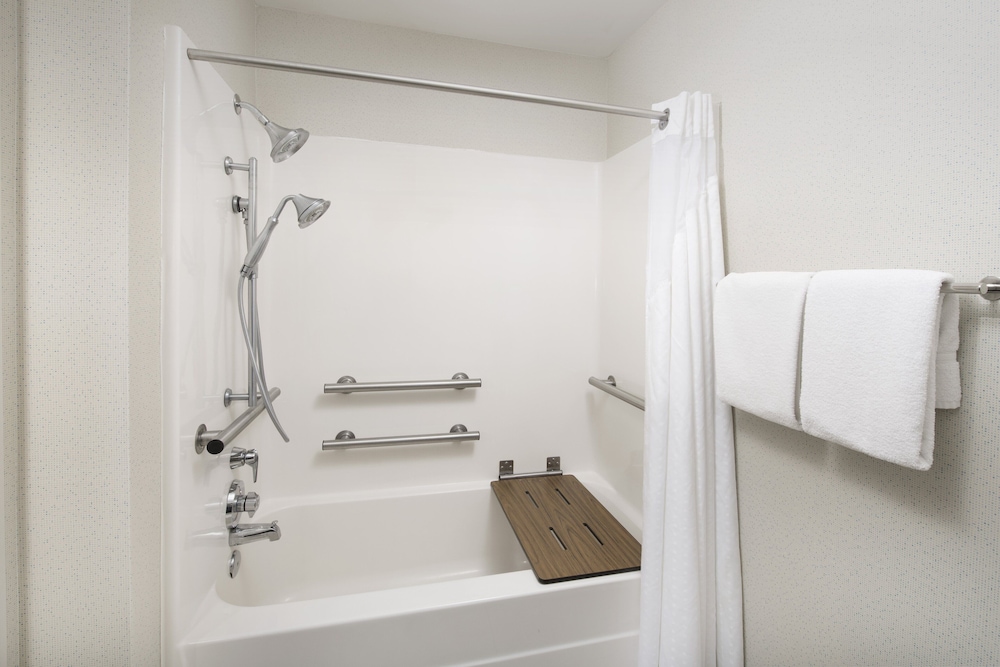holiday inn express knoxville strawberry plains by ihg