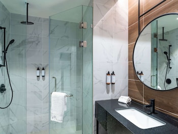 mercure kuala lumpur trion