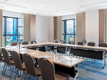 mercure kuala lumpur trion