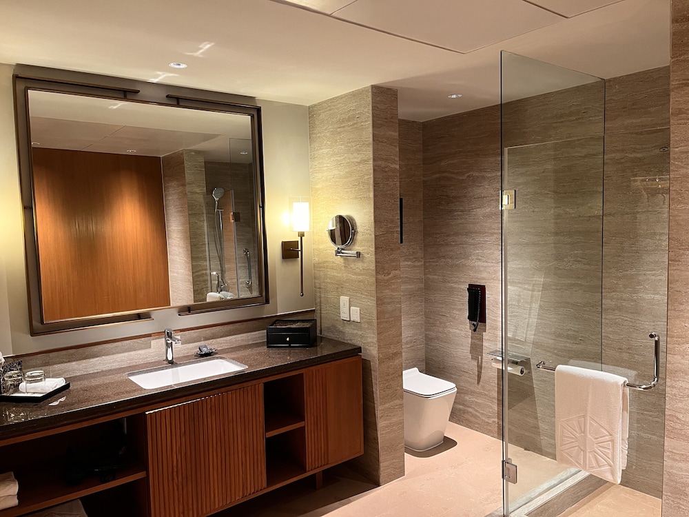 taj city centre new town kolkata