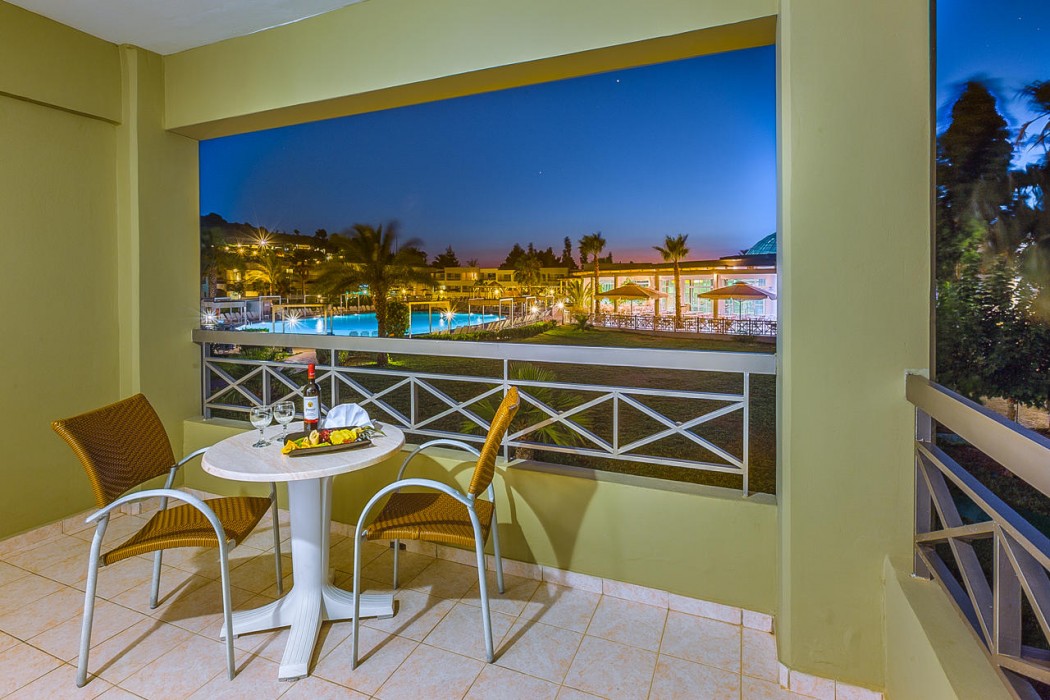 kipriotis maris suites all inclusive
