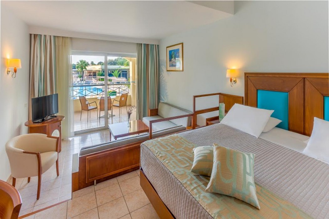 kipriotis maris suites all inclusive