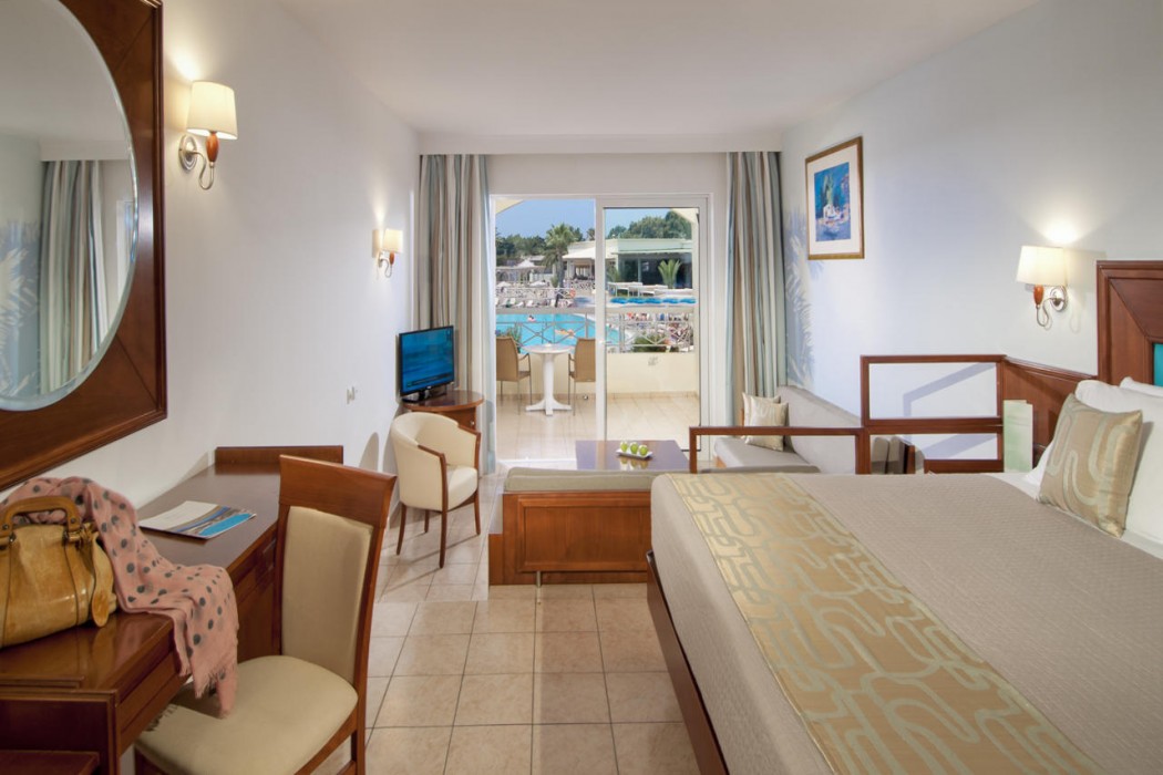 kipriotis maris suites all inclusive
