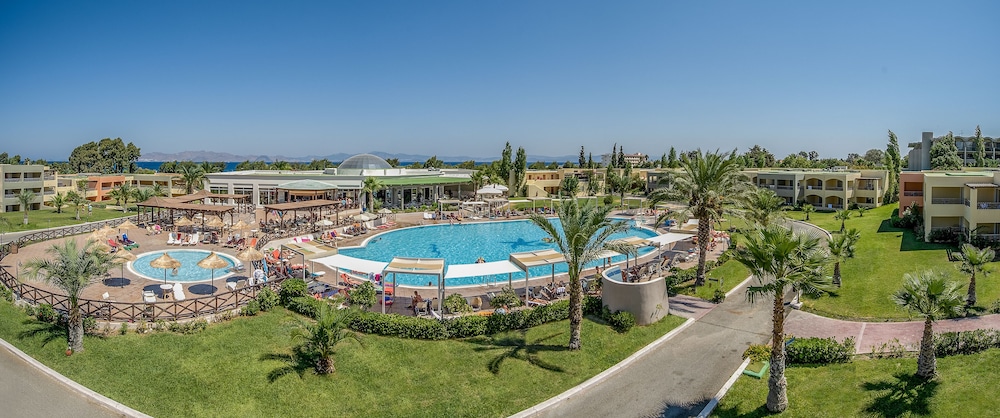 kipriotis maris suites all inclusive
