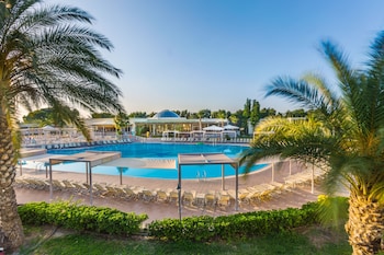 kipriotis maris suites all inclusive