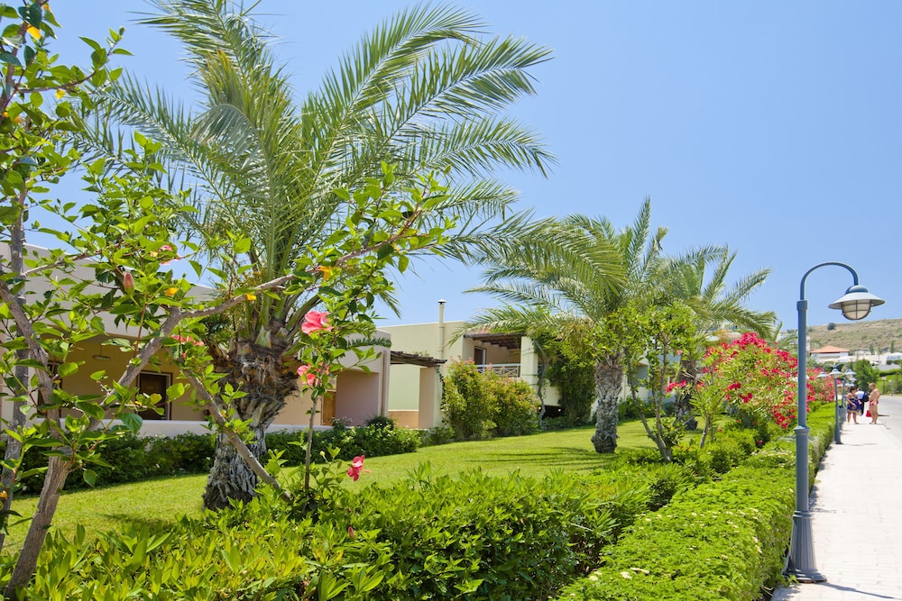 kipriotis maris suites all inclusive