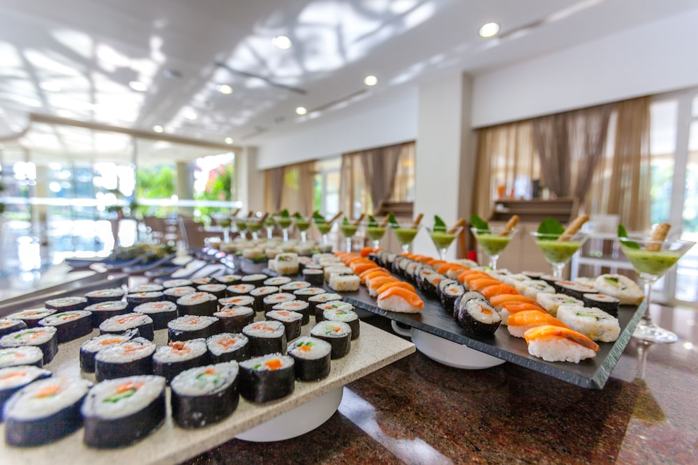kipriotis maris suites all inclusive