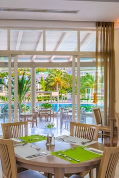 kipriotis maris suites all inclusive