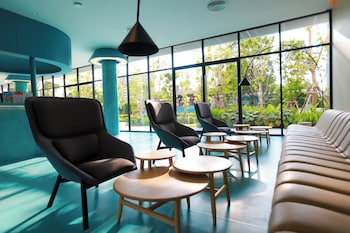 go hotel sriracha at central si racha