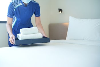 go hotel sriracha at central si racha