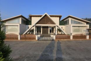 mount view grand villa