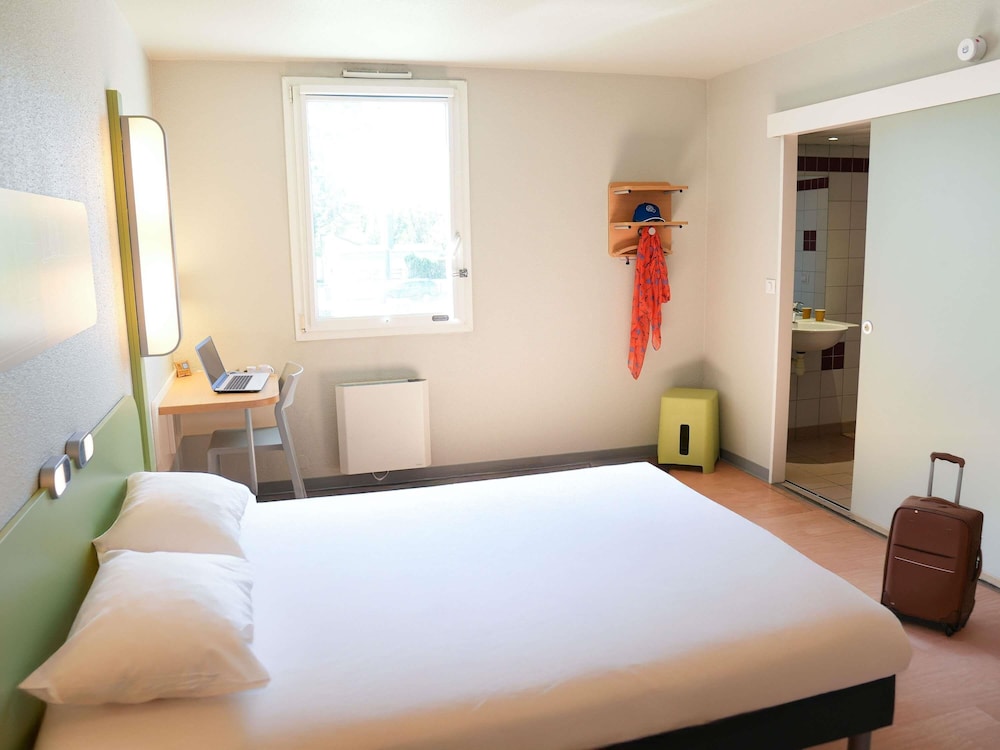 ibis budget caen porte de bretagne