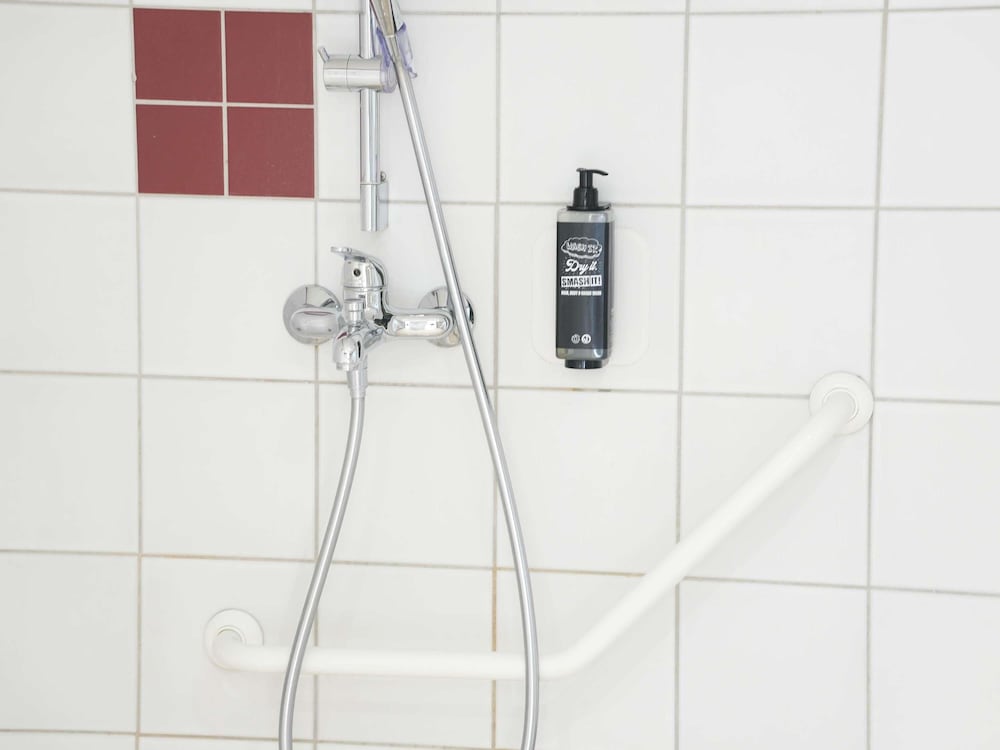 ibis budget caen porte de bretagne