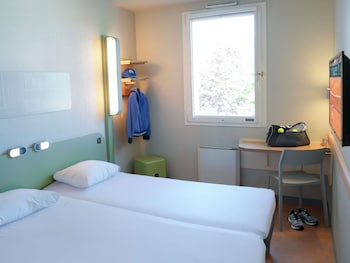 ibis budget caen porte de bretagne