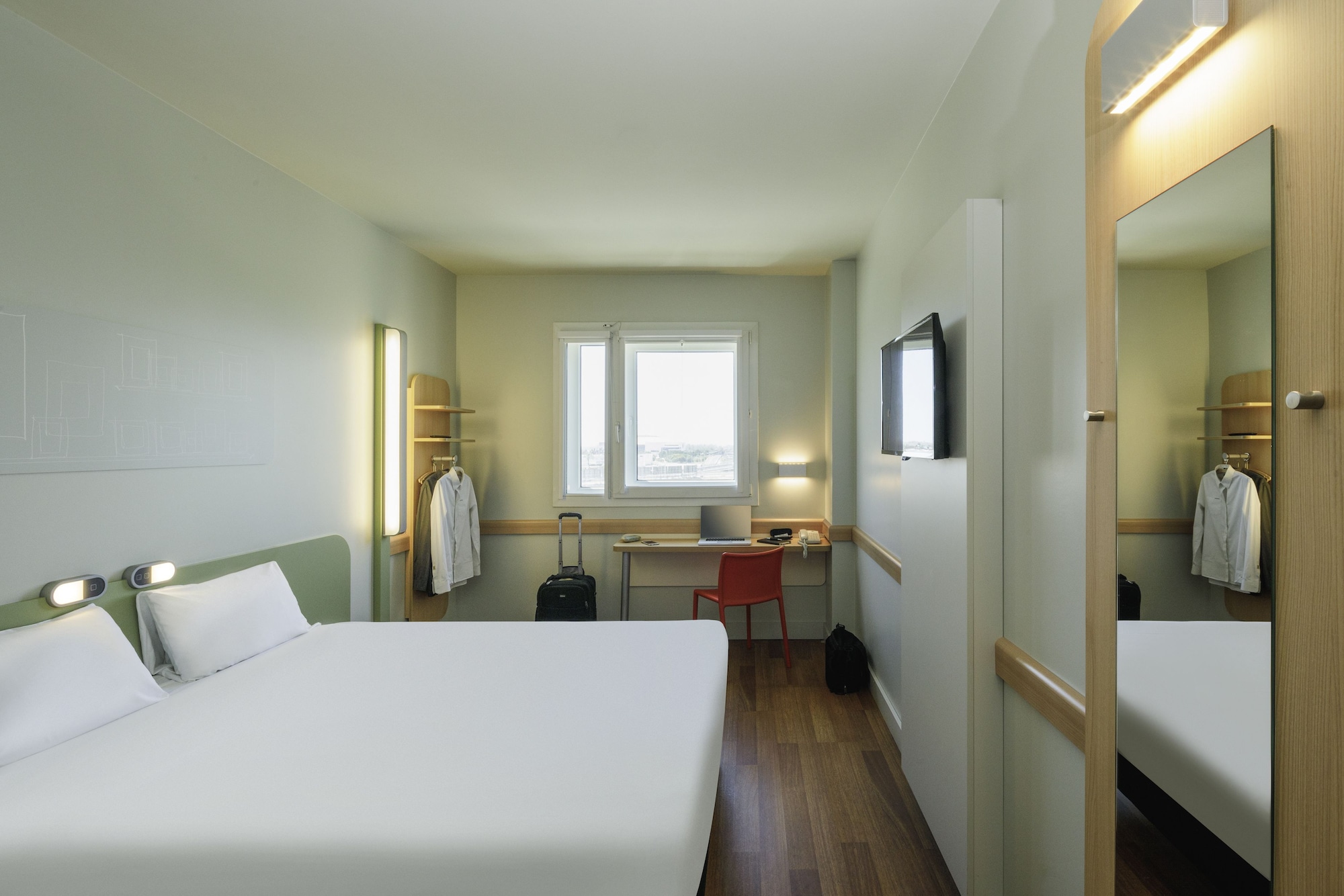 ibis budget caen porte de bretagne