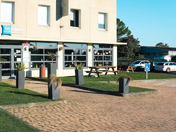 ibis budget caen porte de bretagne