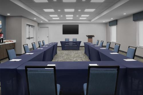 hampton inn and suites jacksonville south bartram park