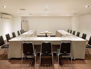 swiss belinn wahid hasyim