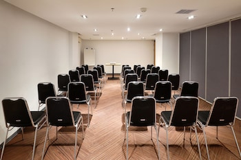 swiss belinn wahid hasyim