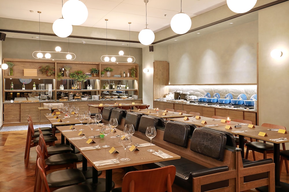 swiss belinn wahid hasyim